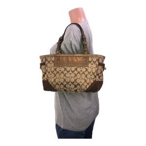 Coach authentic bag
